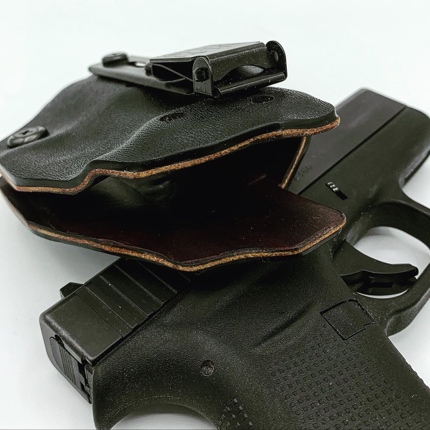 KYDEX & LEATHER LINED HOLSTER